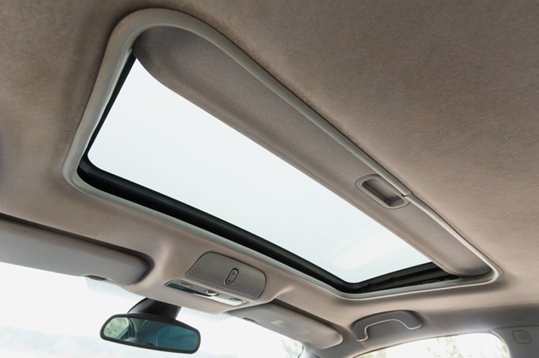 SUNROOF CARS