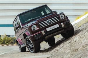 20251013015441_Mercedes_G_450d_upslope