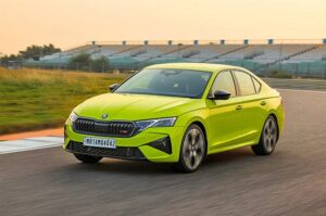 20251107115820_Skoda_Octavia_RS_Front_Quarter_Tracking _1_