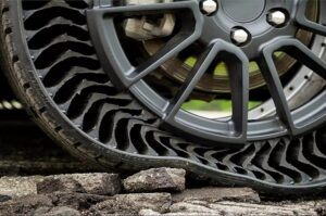 airless-tech-tire-AMP_60de9282f3513