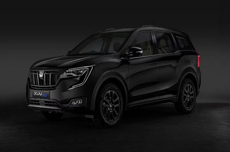 mahindra-xuv700-left-front-three-quarter2
