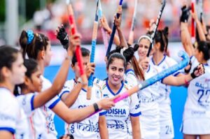 IND-W-Hockey-WC