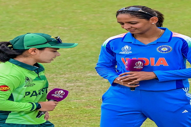 harmanpreet-kaur - fatima-sana-142109637-3x4