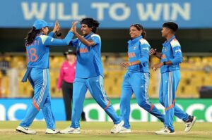 india-w-vs-sri-lanka-w-cricket-score-updates-india-beat-sri-lanka-by-59-runs-via-dls-method-in-womens-odi-world-cup-opener